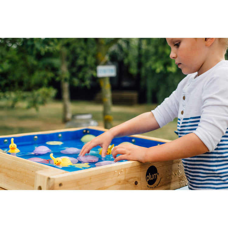 Build & Splash Wooden Water Table 2