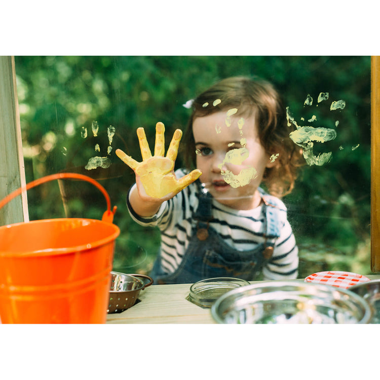 Discovery Mud Pie Kitchen Hand Prints