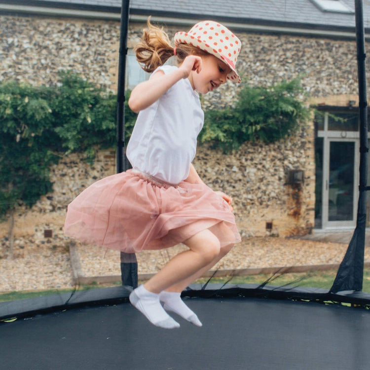 Plum® Magnitude Trampoline and Enclosure